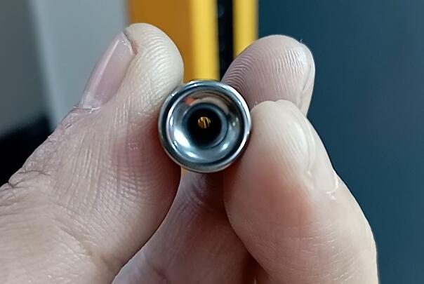 斯曼克高壓磨粒流用于鎢鋼小孔拋光，速度一定要快！