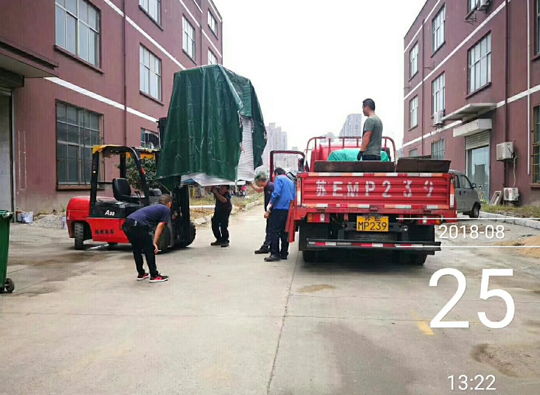 自動<a href='http://m.yyjdwx.com' target='_blank'><u>去毛刺機(jī)</u></a>