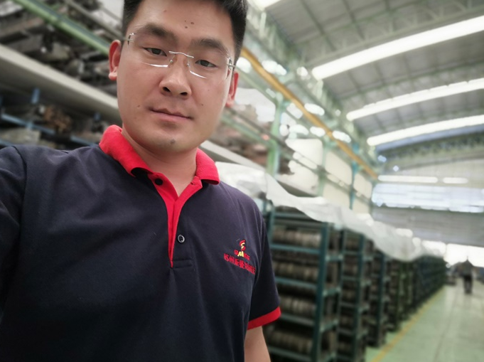 擠壓研磨機(jī)交機(jī)人員 擠壓研磨機(jī)交機(jī)人員