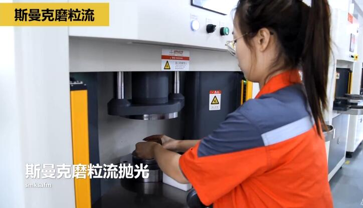 冷鐓模具<a href='http://m.yyjdwx.com' target='_blank'><u>內(nèi)孔拋光</u></a>，<a href='http://m.yyjdwx.com' target='_blank'><u>流體拋光機</u></a>來執(zhí)行